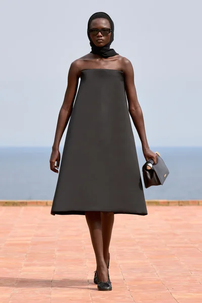 Look 12